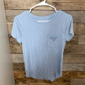 aeropostale light blue t-shirt